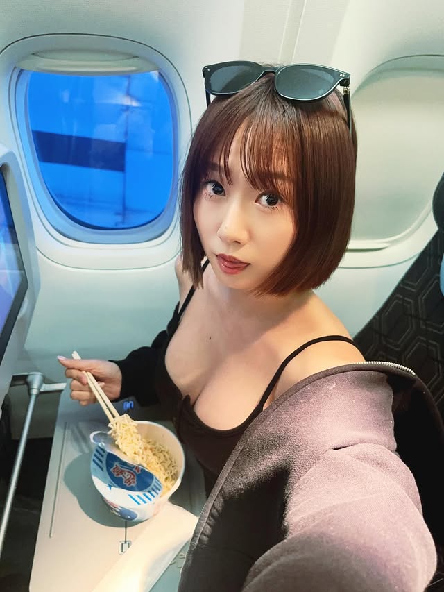 斐棋泰國度假清新短髮造型